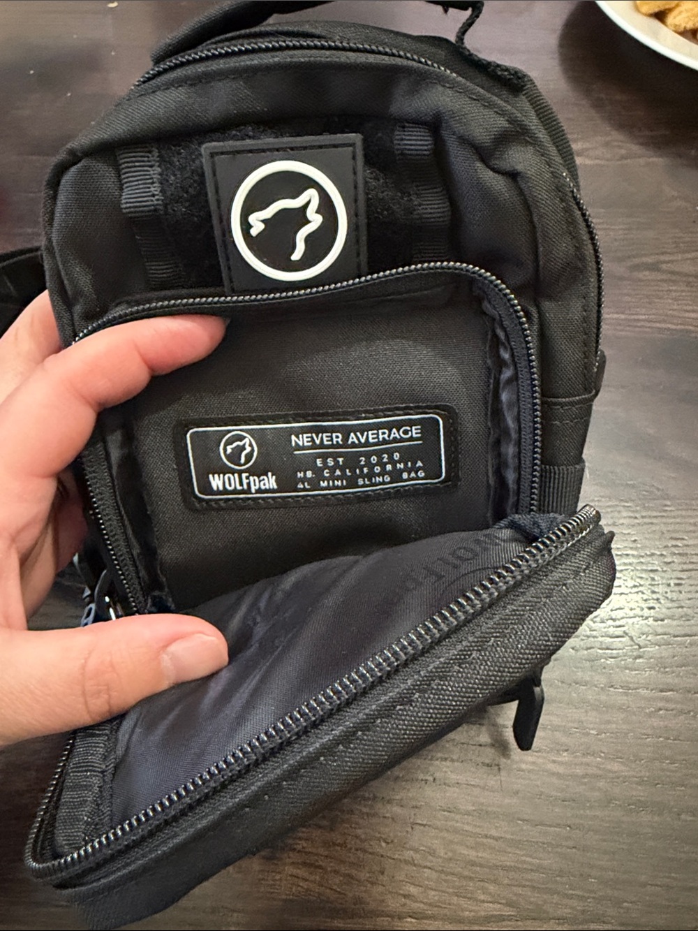 Wolfpak 4L sling alpha black - Picture 4 of 11